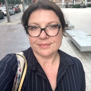 Meet your Posher, Elena